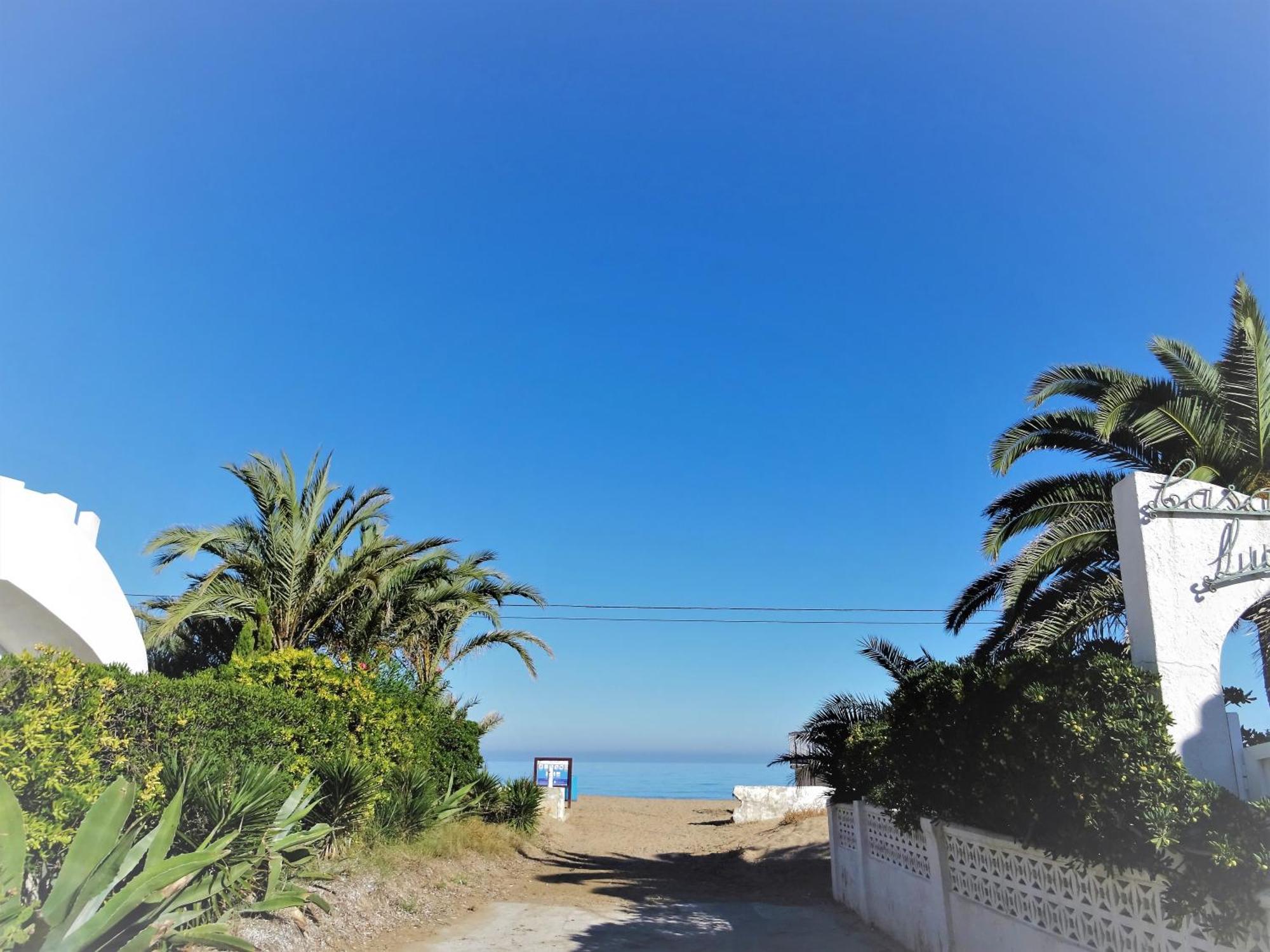 Villa At Seafront With Private Garden-655 Denia Kültér fotó